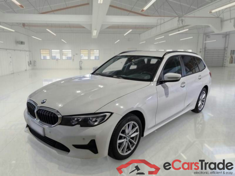BMW SERIE 3 / 2018 / 5P / STATION WAGON 320D XDRIVE 48V BUS.ADV. TOURING AUT