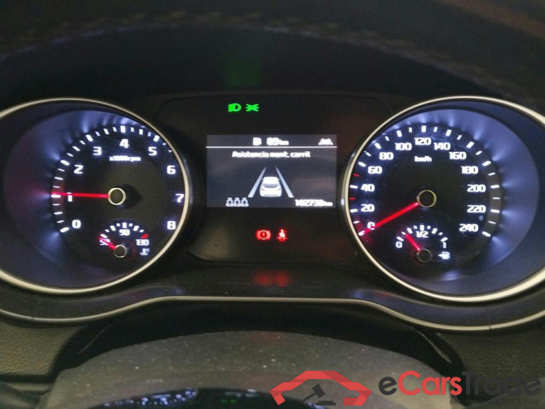 KIA XCeed / 2019 / 5P / todoterreno 1.0 T-GDi Drive 88kW (120CV) #4
