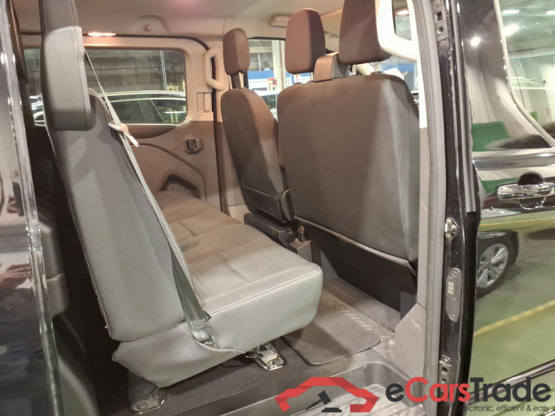 FORD TRANSIT CUSTOM 2.0TD 130PS LIMITED FWD 300 DC SWB #5