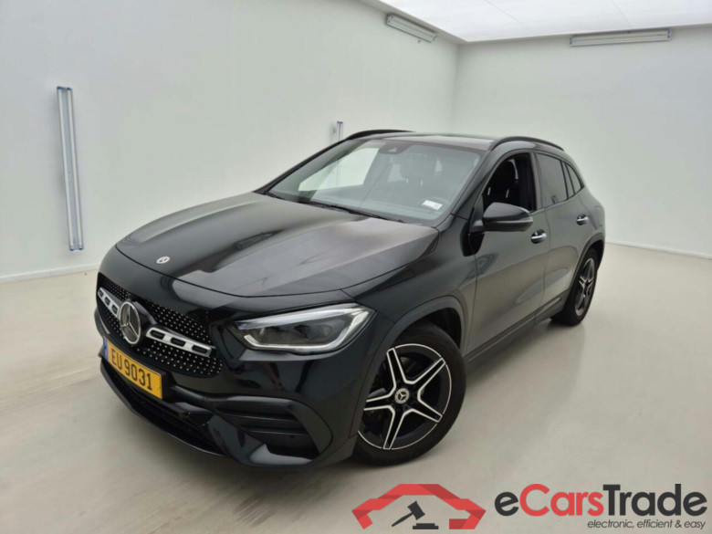MERCEDES-BENZ GLA 200D AMG-LINE AUT. #1