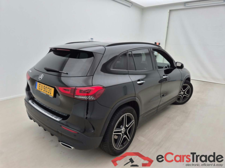 MERCEDES-BENZ GLA 200D AMG-LINE AUT. #2