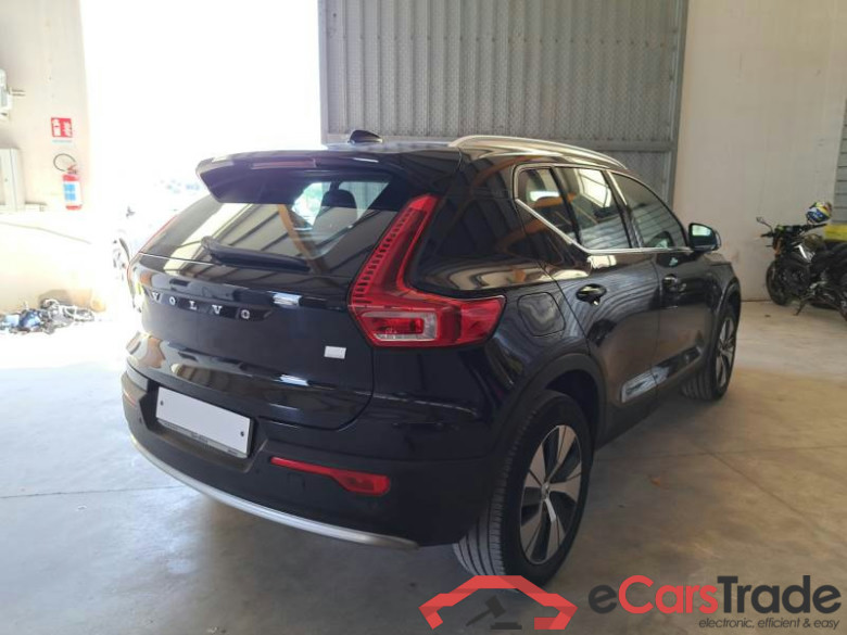 VOLVO XC40 / 2021 / 5P / Fuoristrada T4 Recharge Plug-in auto Core N1 #2