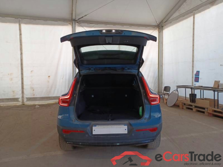 VOLVO XC40 / 2021 / 5P / SUV Recharge Plus #5