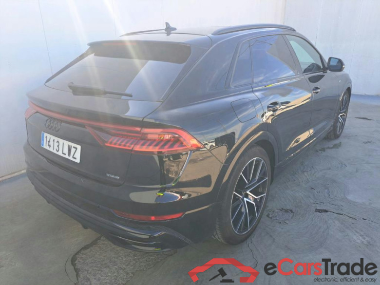AUDI Q8 / 2018 / 5P / todoterreno 50 TDI 210kW Black Line Plus quattro tip #2