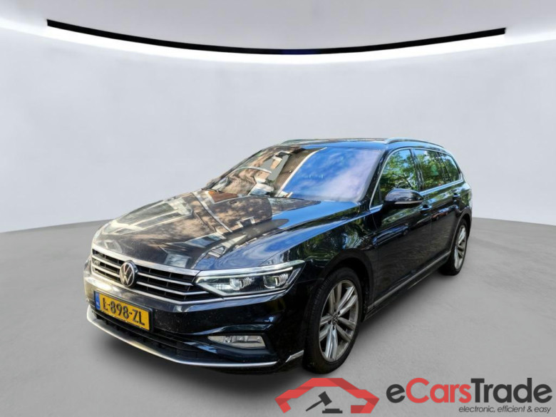 VOLKSWAGEN Passat Variant 110 kW #1