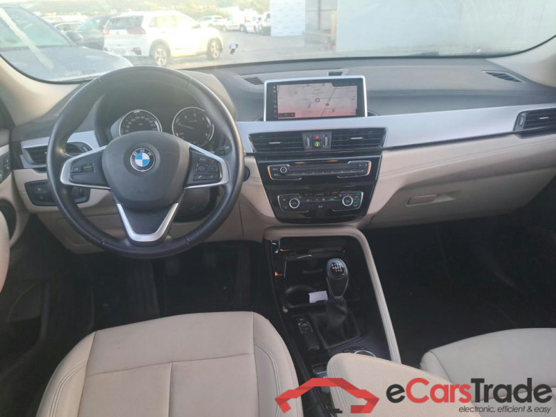 BMW X2 / 2017 / 5P / todoterreno sDrive18d #3