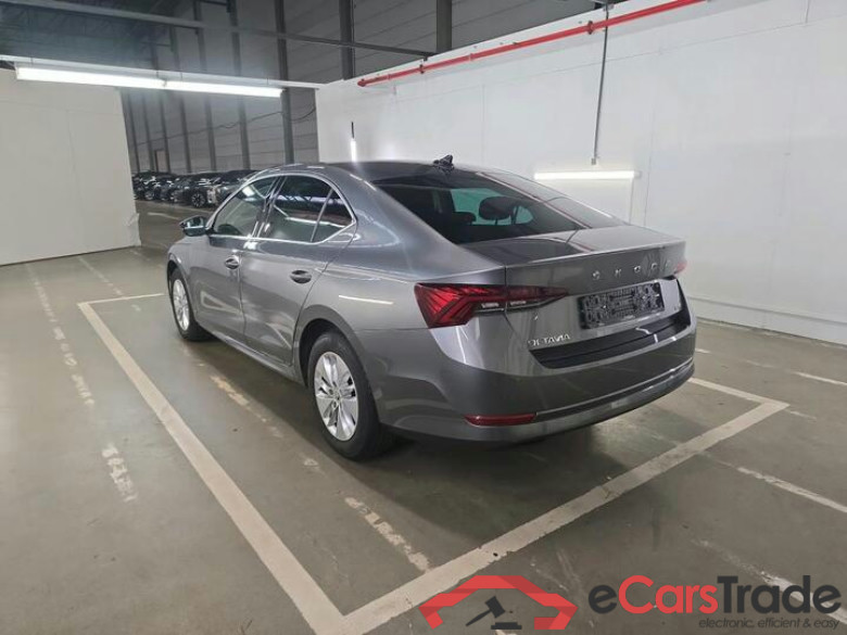 Skoda Octavia Octavia 1.0 TSI eTec DSG7 Clever (Mild Hybrid) 81kW/110pk  5D/P Auto-7 - CO2 onvolledig #3