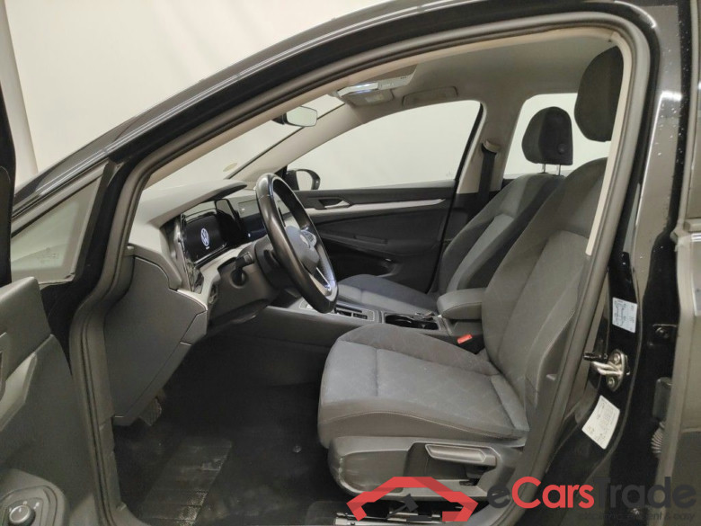 Volkswagen Golf Variant VIII 2.0 TDI 85kW DSG Life 5d #3