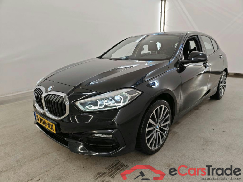BMW 1 Serie 118iA Business Edition Plus 5d