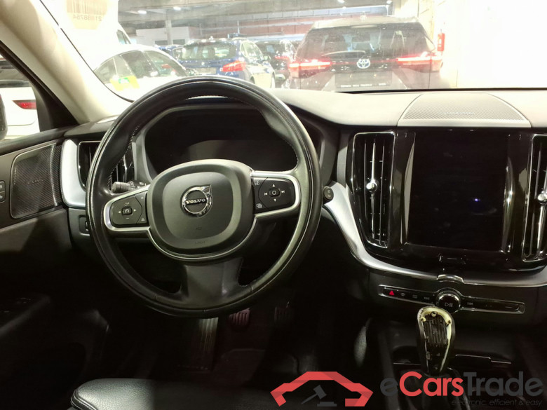 VOLVO XC60 DIESEL - 2017 2.0 D3 Momentum Pro AdBlue #6