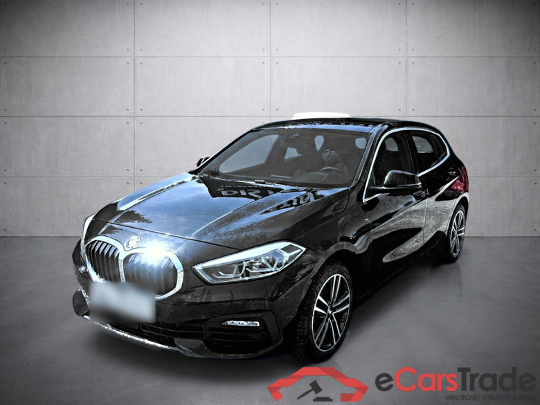 BMW 1 Serie Business Design (F40) 118iA 136 DKG7 #1
