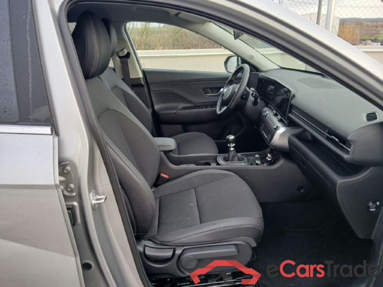 HYUNDAI Kona / 2023 / 5P / todoterreno 1.0 TGDI Tecno #6