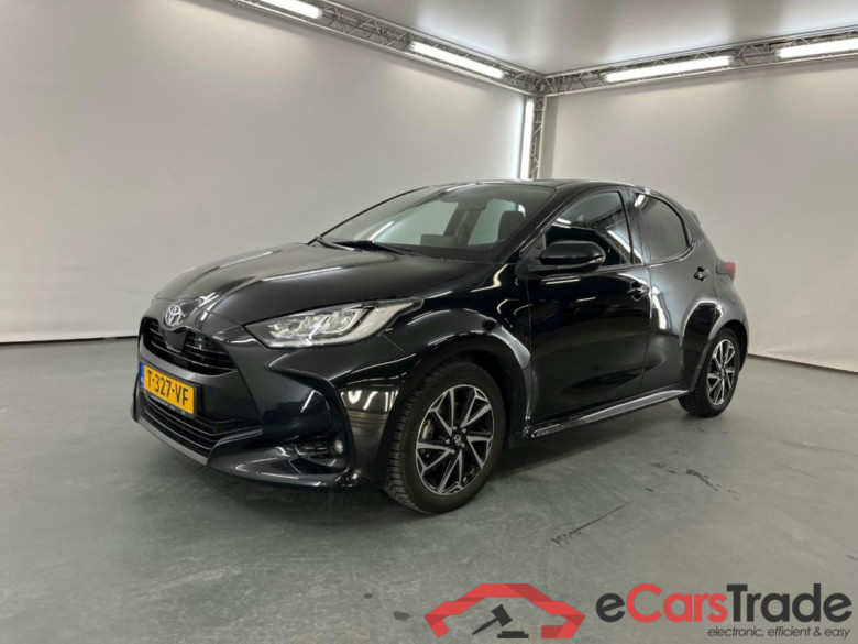 TOYOTA Yaris 1.5 Hybrid Dynamic #1