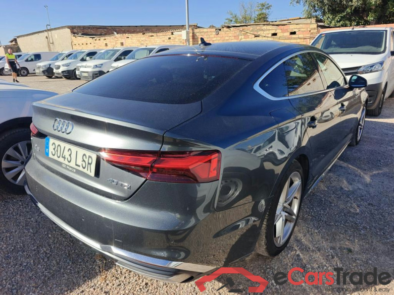 AUDI A5 / 2019 / 5P / berlina con portón S Line 40 TDI S tronic Sportback #2