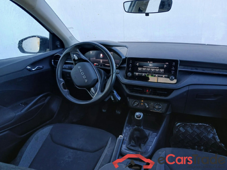 Fabia Essence 1.0 TSI 95CV MT5 6E #3