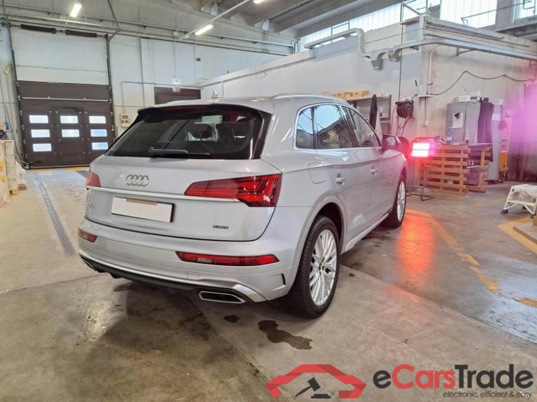 AUDI Q5 / 2020 / 5P / SUV 40 TDI S LINE PLUS QUATTRO S TRONIC #2