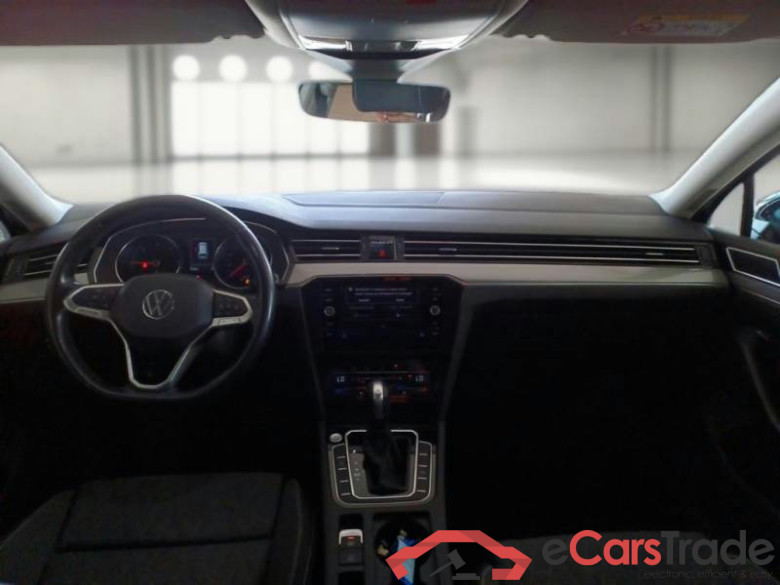 VOLKSWAGEN PASSAT / 2019 / 5P / STATION WAGON VAR. 2.0TDI SCR EVO 110KW BUSINESS DSG #3