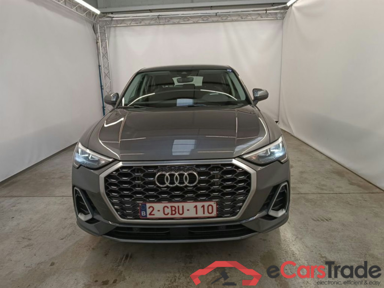 Audi Q3 Sportback 45 TFSI e S tronic S Line 5d #5
