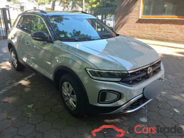 Volkswagen T-Roc (D11)(12.2021->2025) DE - SUV5 2.0 TDI EU6d, Life, (Facelift) 2022 - 2024 #1