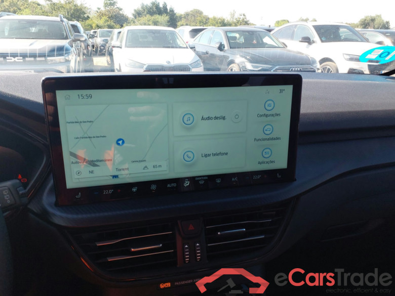 FORD KUGA 2.5 PP A 2.5 PHEV 243cv Automático St Line X #6