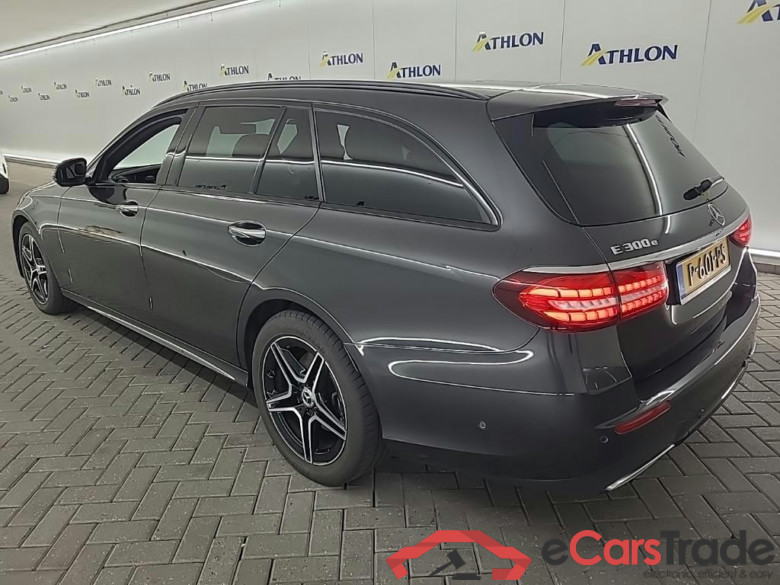 MERCEDES-BENZ E-klasse Estate E 300 e 9G-TRONIC Bus Sol AMG 5D 235kW #4