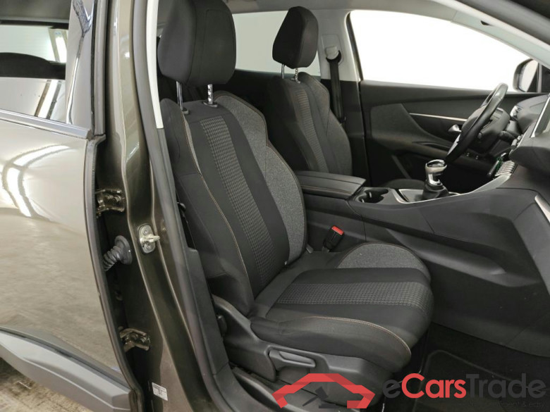 Peugeot 3008 Active 1.2 PureTech 130 5d #3