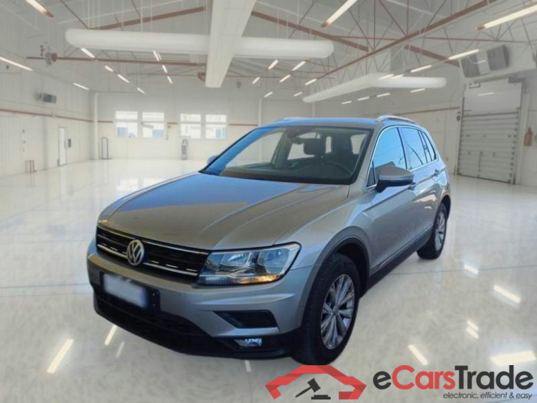 VOLKSWAGEN TIGUAN / 2016 / 5P / SUV 2.0 TDI SCR 110KW BUSINESS BMT 4MOT DSG