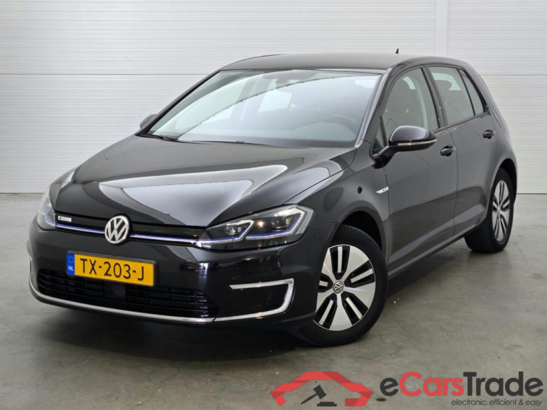 VOLKSWAGEN e-Golf e-Golf