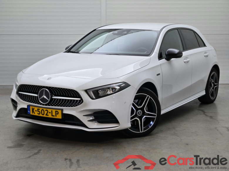 MERCEDES-BENZ A-KLASSE 250 e Business Solution AMG Limited