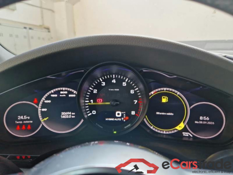 PORSCHE CAYENNE / 2017 / 5P / SUV 3.0 V6 E-HYBRID #4