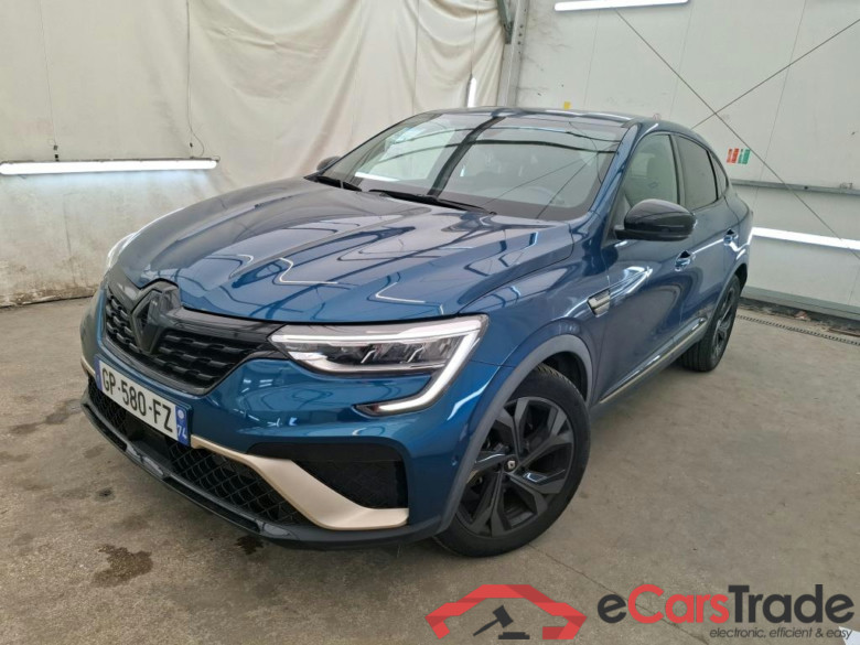 Arkana Engineered 1.6 E-TECH Hybrid 145CV BVA6 E6d