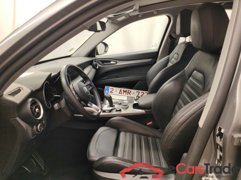 Alfa Romeo Stelvio 2.2 D 160 Sprint 5d #3