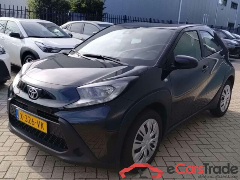 TOYOTA Aygo X 1.0 VVT-i S-CVT Play