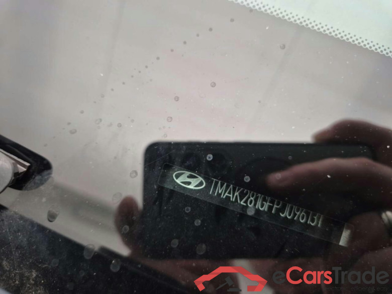 HYUNDAI Kona EV Pure 64 kWh #4