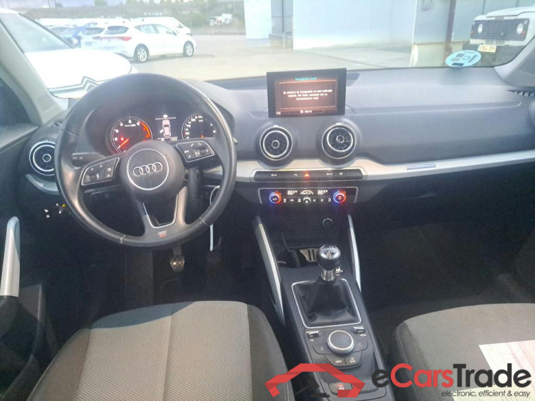 AUDI Q2 / 2016 / 5P / todoterreno Design 30 TFSI 85kW (116CV) (AC) #3