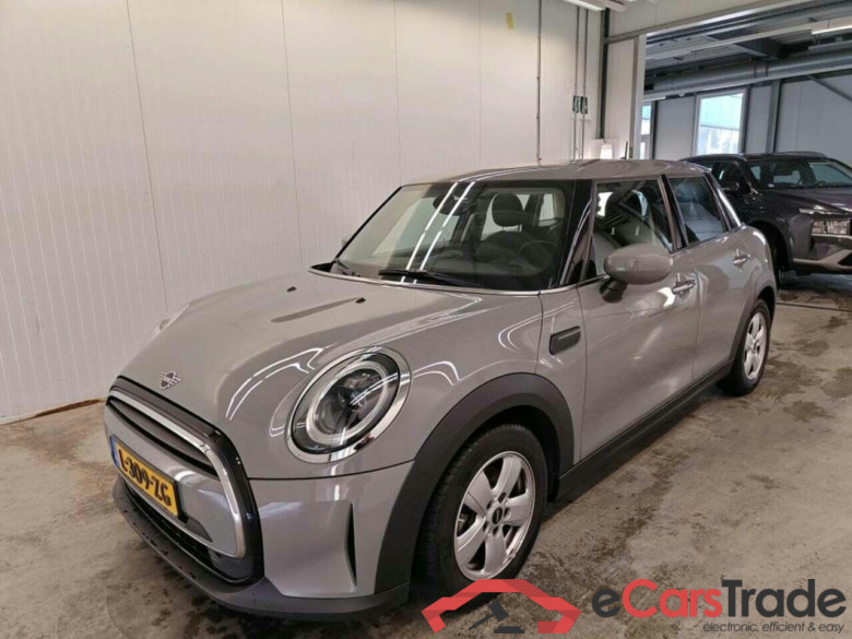 Mini 5-deurs 1.5 One Essential