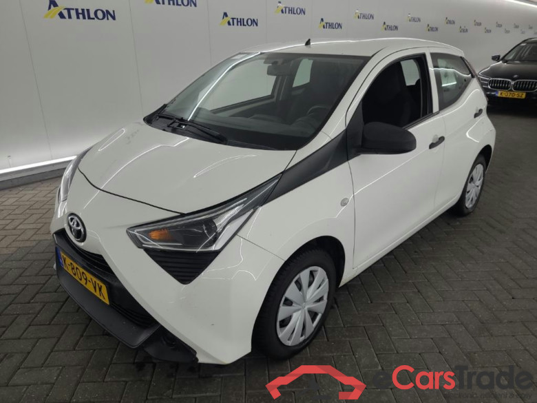 TOYOTA Aygo 1.0 VVT-i x-fun