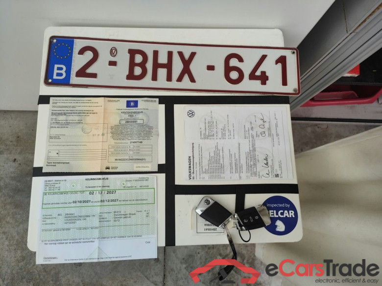 Volkswagen Passat Variant 2.0 TDI SCR 147kW DSG7 Elegance Business 5d #4