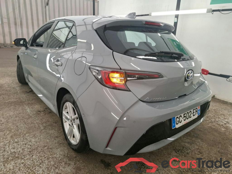 TOYOTA Corolla / 2018 / 5P / Berline Hybride 122h Dynamic Business Stage Acad #2