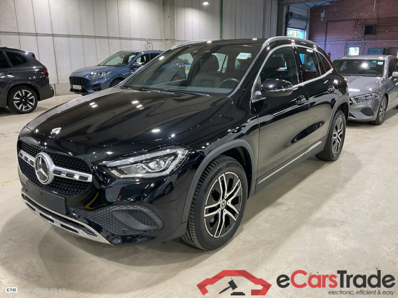 MERCEDES-BENZ GLA 2.0 GLA 200 D DCT 4MATIC 4WD BUS SOL #1