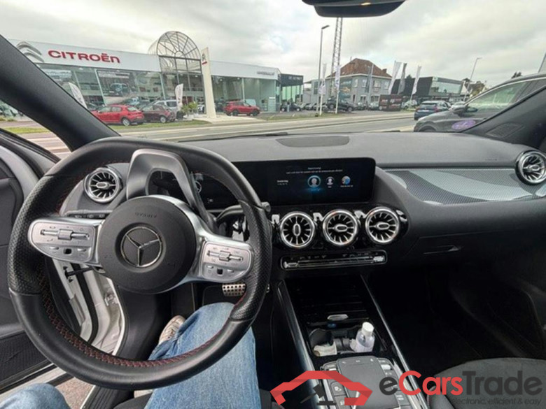 MERCEDES-BENZ GLA (H247) 200 Business Solution #6