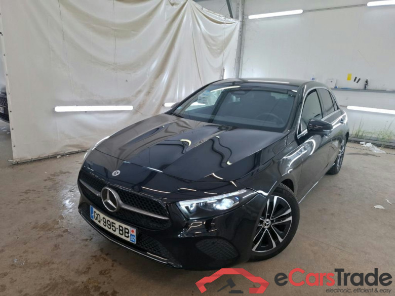 MERCEDES-BENZ Classe A Compact / 2022 / 5P / Berline A 200 Business Line 7G-DCT