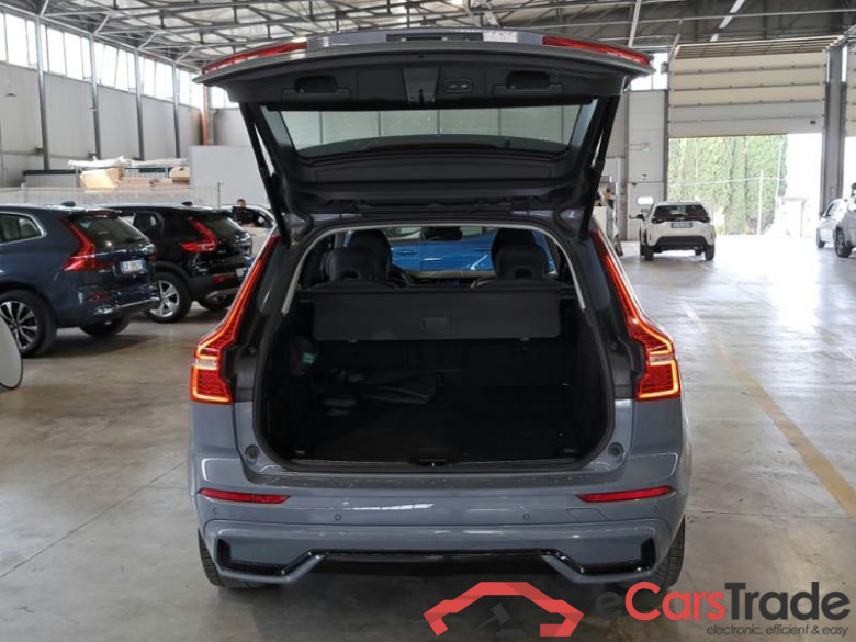 VOLVO XC60 / 2021 / 5P / SUV B4 D AWD automatico Plus Dark #5