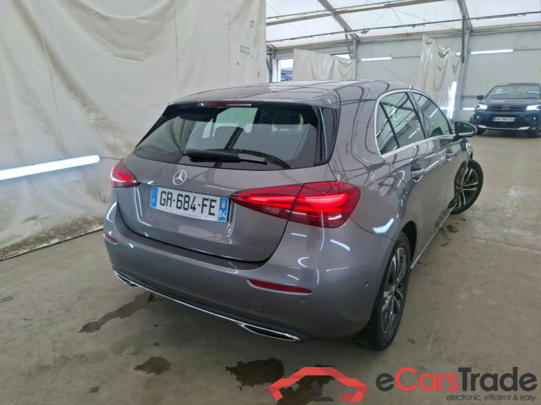 MERCEDES-BENZ Classe A Compact / 2022 / 5P / Berline A 180 d Business Line 8G-DCT #5