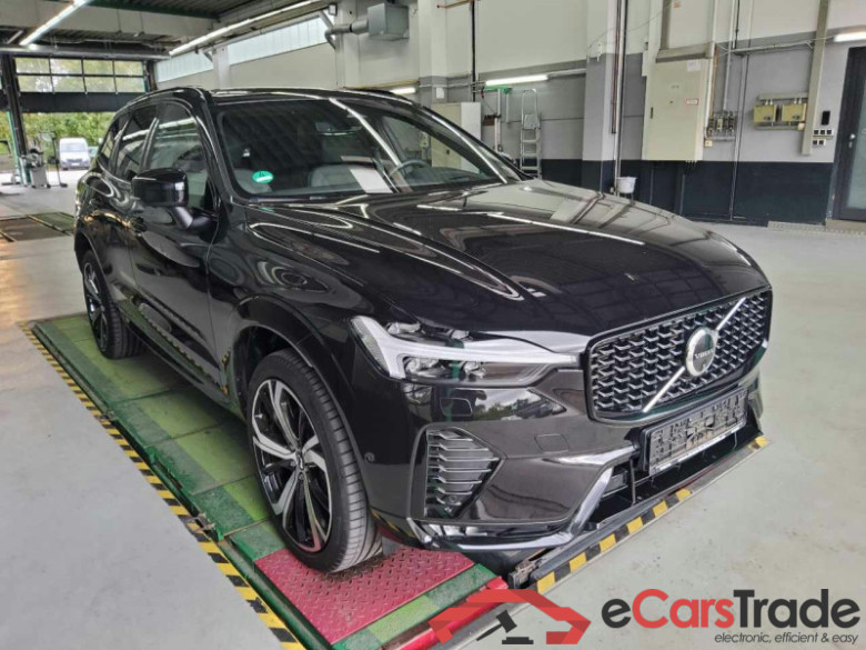 Volvo XC60 (03.2017->) DE - SUV5 B5 (Benzin) AWD EU6d, Ultimate Dark Mild-Hybrid, (Facelift) 2022 - 202 #2