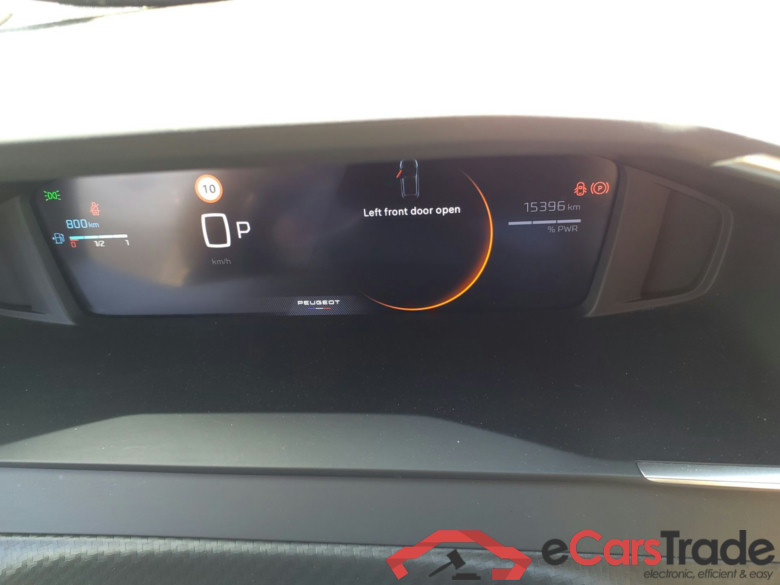PEUGEOT 208  PEUGEOT 208  Allure Hybrid 110 ch e-DCS6 + pack access #6