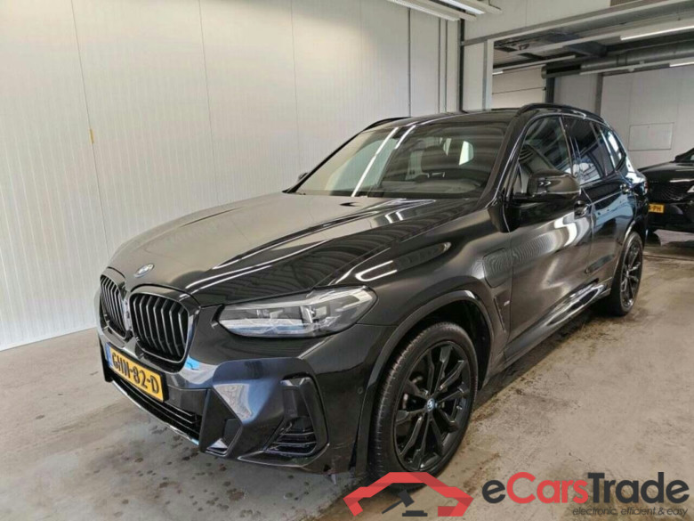 BMW X3 xDrive30e Bns Ed.+ #1