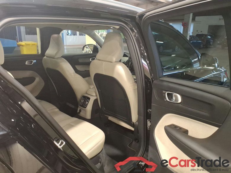 VOLVO XC40 1.5 T4 RECHARGE GEARTR. INSCRIPTION #5