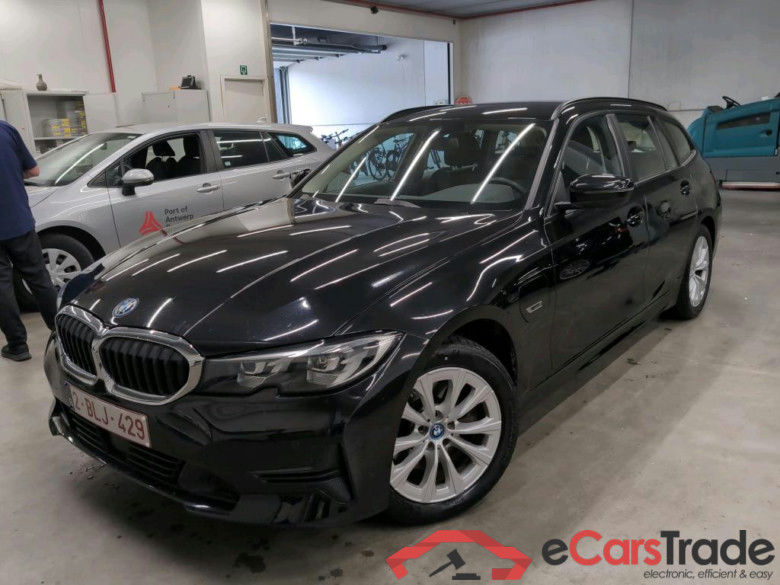 BMW - BMW 3 TOURING 320e 204PK Business Edition With Vernasca Leather Heated Sport Seats & Active Cruise & Driving Assistant * HYBRID *