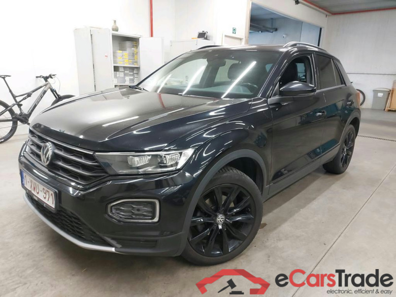 VOLKSWAGEN - VW  T-ROC TSI 150PK Style Pack Premium & Black Style & Travel & Driving Assistance Plus & Winter & Pano Roof * PETROL *